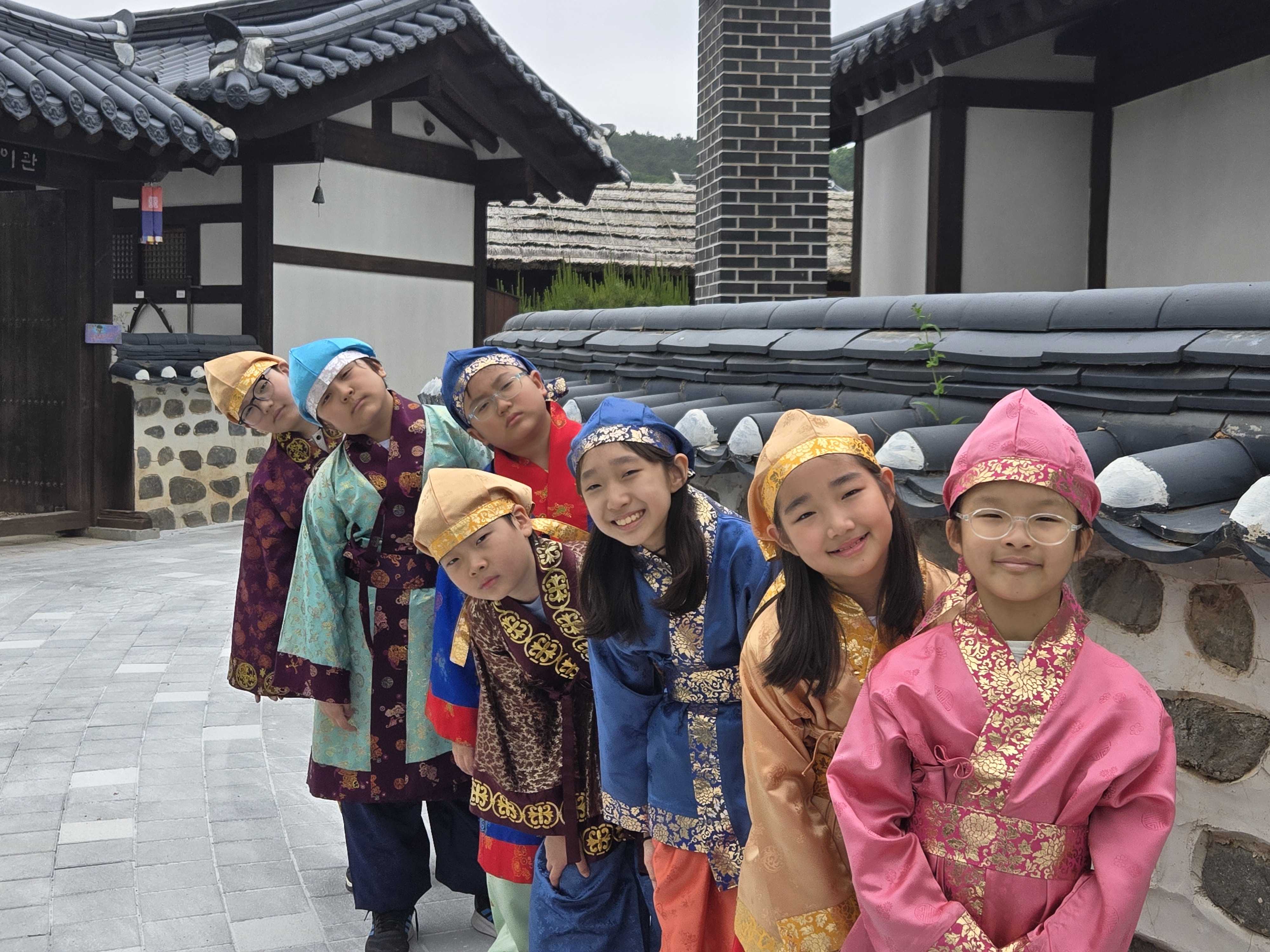 Students on a field trip during the Exchange Program as part of the Extracurricular activities